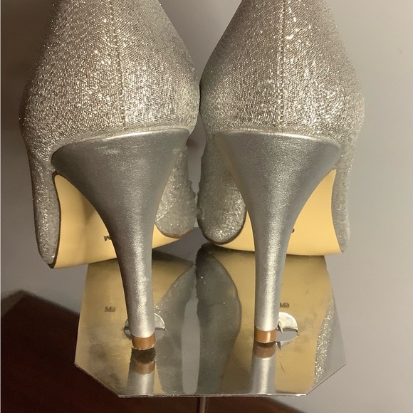 Silver Evening Shoes 6M - Picture 3 of 10